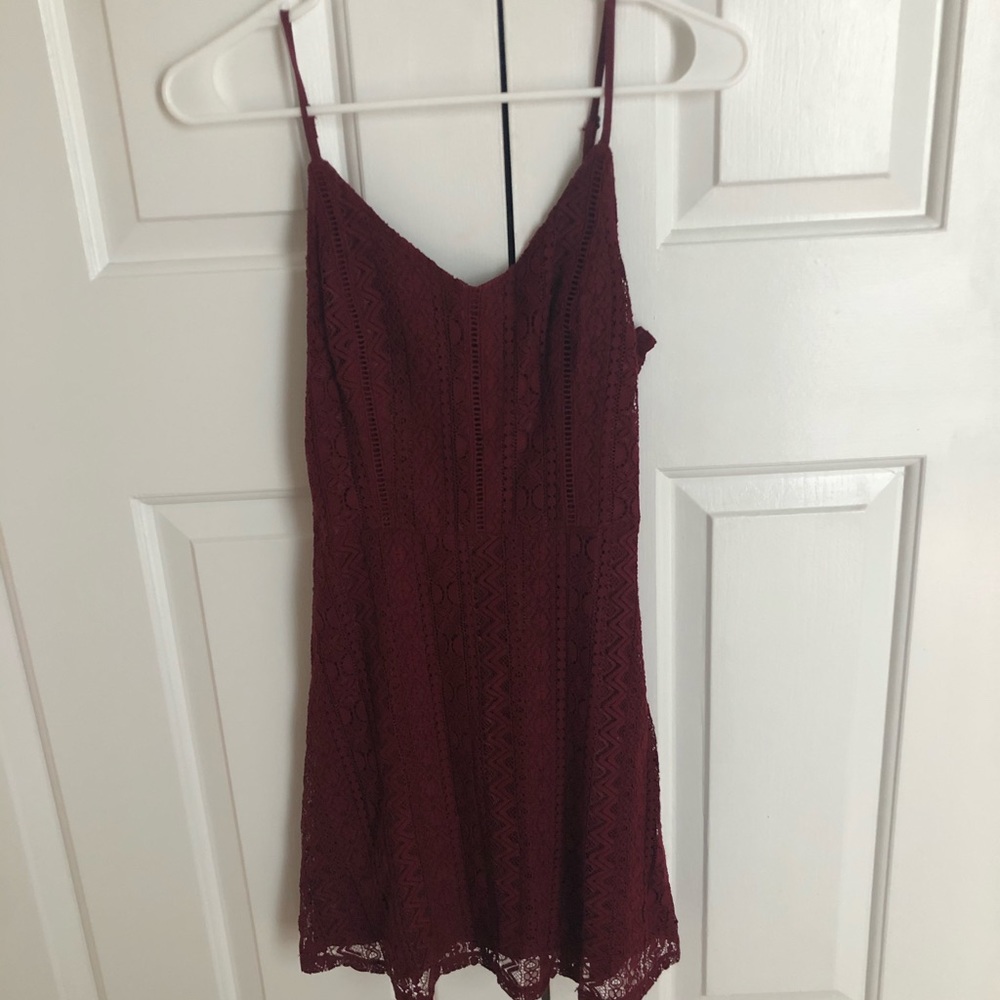 hollister maroon lace dress